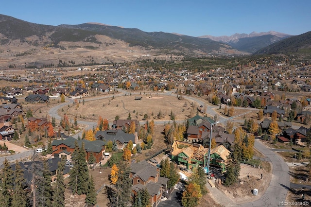 bird's eye view featuring a mountain view