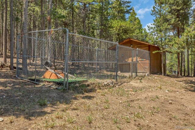 exterior space featuring an outbuilding