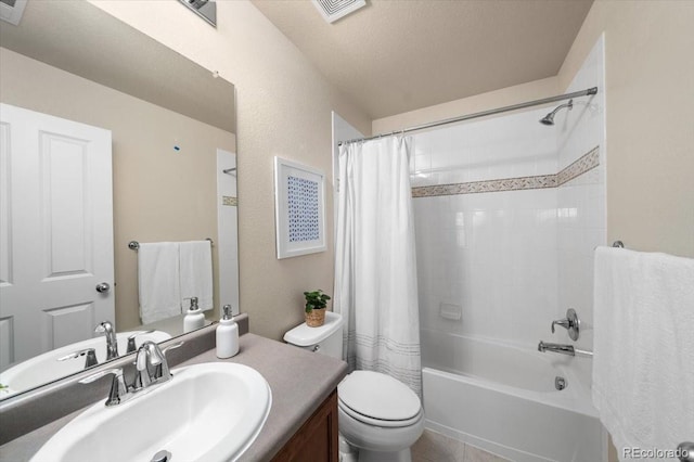 full bath with toilet, shower / bath combo, visible vents, and vanity