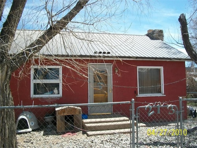 view of property exterior