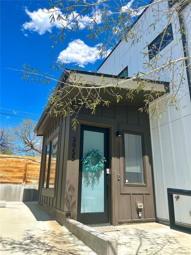 3955 W 13th Ave, Denver, CO 80204 - doorway to property with fence