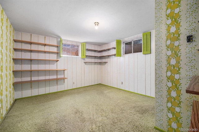 8675 W 60th Ave, Arvada, CO 80004 - unfurnished room featuring carpet flooring and wallpapered walls