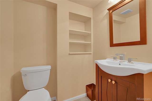 5047 S Mabre Ct, Littleton, CO 80123 - half bath with toilet and vanity