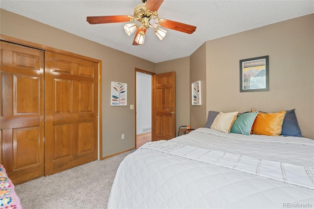 9447 Chesapeake St, Highlands Ranch, CO 80126 - bedroom with carpet floors, a textured ceiling, and a ceiling fan