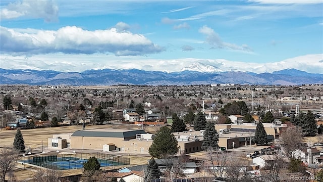 mountain view featuring a residential view