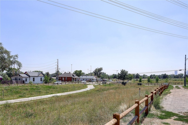 view of yard featuring a rural view