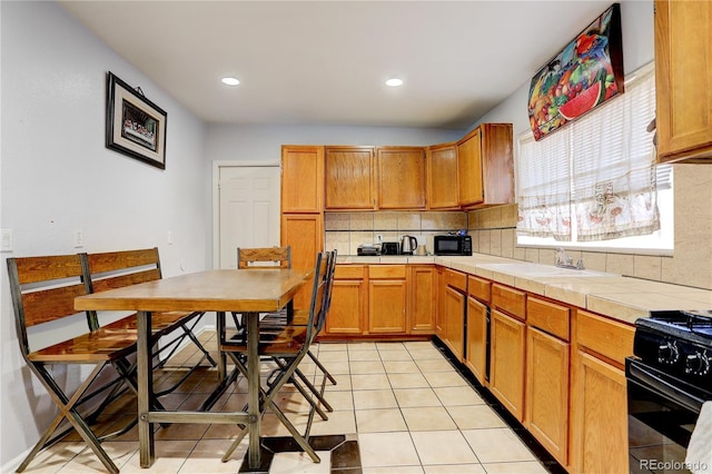 Listing photo 2 for 4024 W Kentucky Ave And B, Unit A, Denver CO 80219