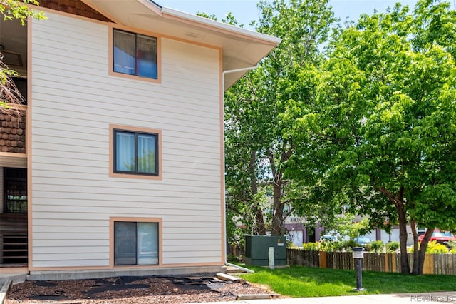 2201 Sable Blvd Unit 1003, Aurora, CO 80011 - view of side of property