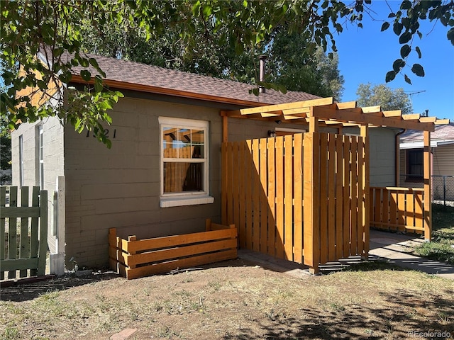 view of outbuilding