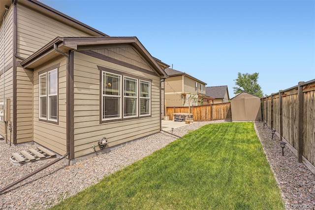 25128 E Maple Ave, Aurora, CO 80018 - view of yard with a patio