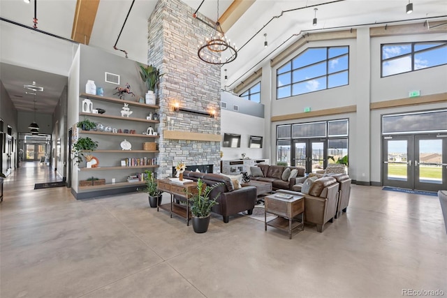 8216 Mahogany Wood Ct, Colorado Springs, CO 80927 - common area with high vaulted ceiling