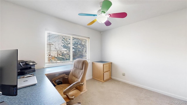 office area featuring ceiling fan