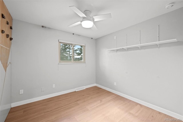 6742 Cole Cir, Arvada, CO 80004 - unfurnished room with light wood-style flooring, ceiling fan, and a smoke detector