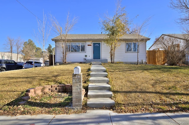 view of front of property with a front yard