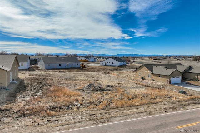 Listing photo 2 for 692 E Hahns Peak Ave, Pueblo CO 81007