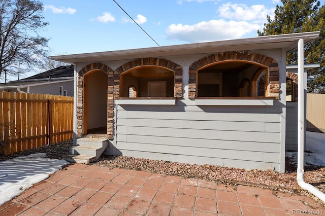 104 Stuart St, Denver, CO 80219 - view of porch