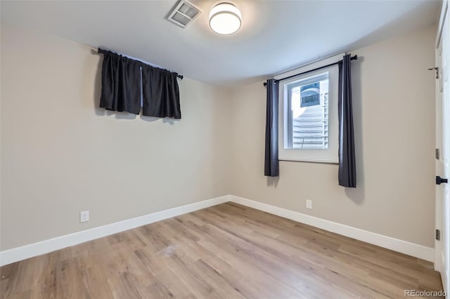 empty room featuring light hardwood / wood-style flooring