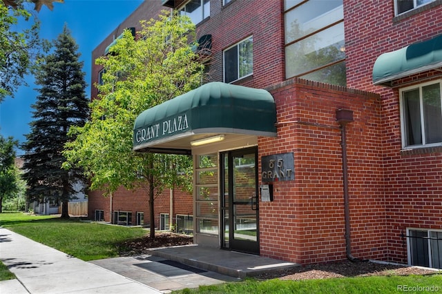 85 N Grant St Unit 27, Denver, CO 80203 - photo 1