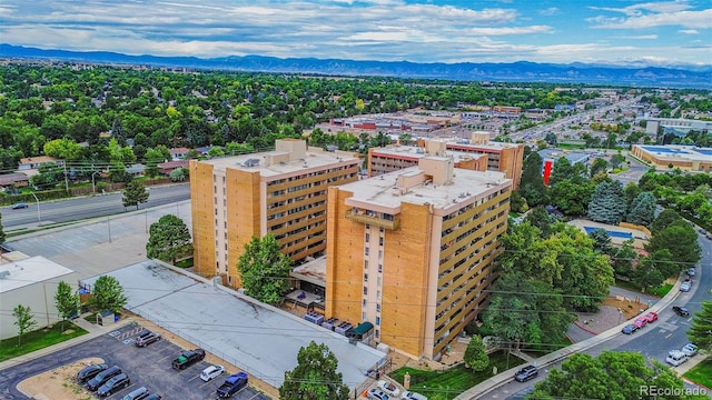 bird's eye view featuring a mountain view