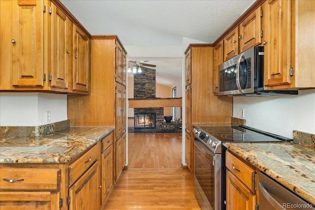 11846 Crescent Park Dr, Golden, CO 80403 - photo 15