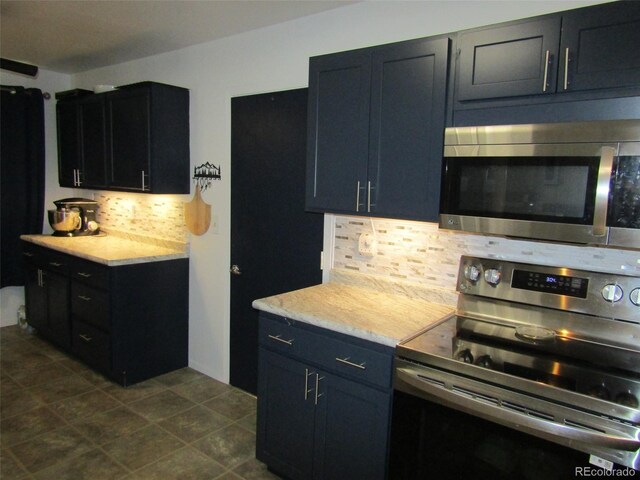 kitchen with decorative backsplash and stainless steel appliances