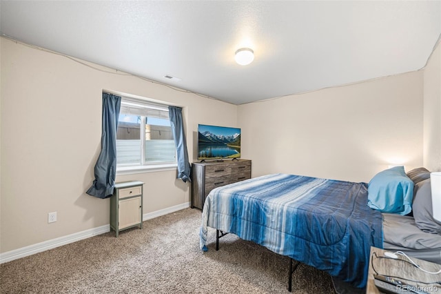 bedroom with carpet flooring