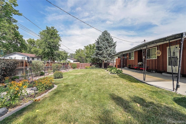 view of yard with a patio