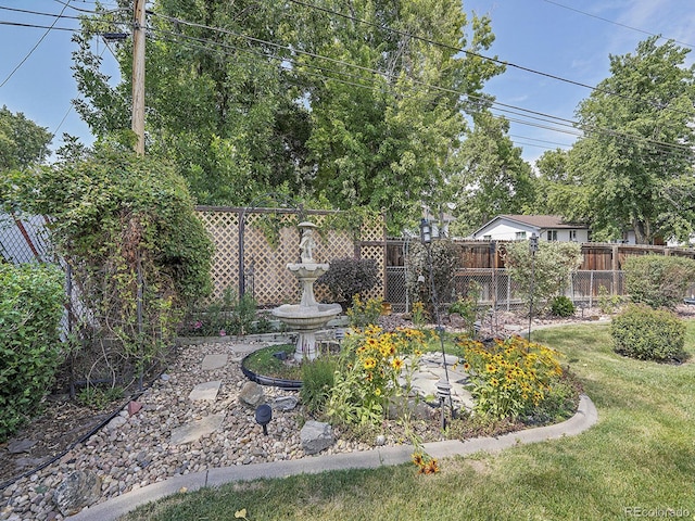 6769 W 70th Ave, Arvada, CO 80003 - view of yard