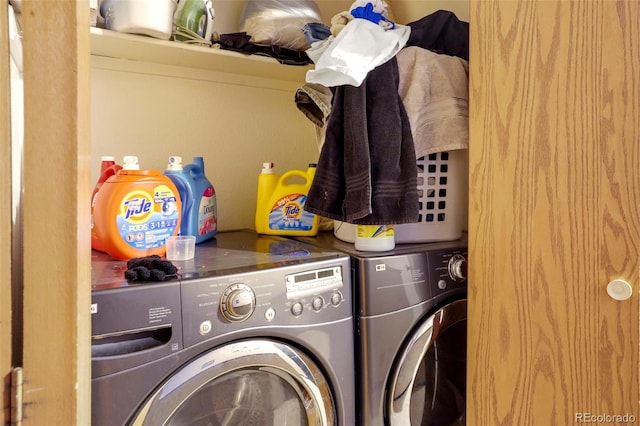 2480 Allegheny Dr, Colorado Springs, CO 80919 - washroom with washer and dryer