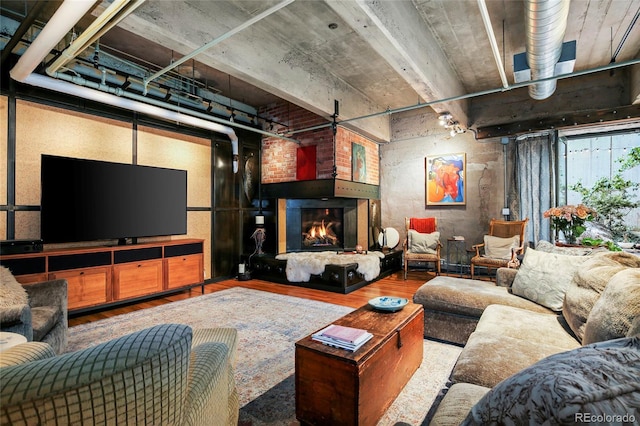 2000 Little Raven St Unit 1B, Denver, CO 80202 - living room featuring wood finished floors