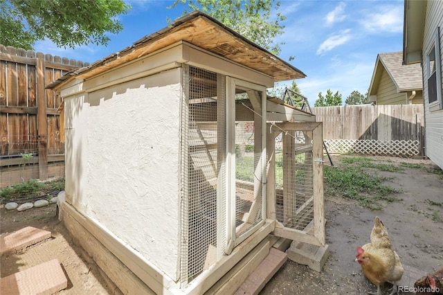 17499 E Whitaker Dr, Aurora, CO 80015 - view of poultry coop featuring a fenced backyard