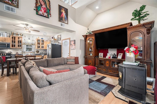 680 3rd St, Nunn, CO 80648