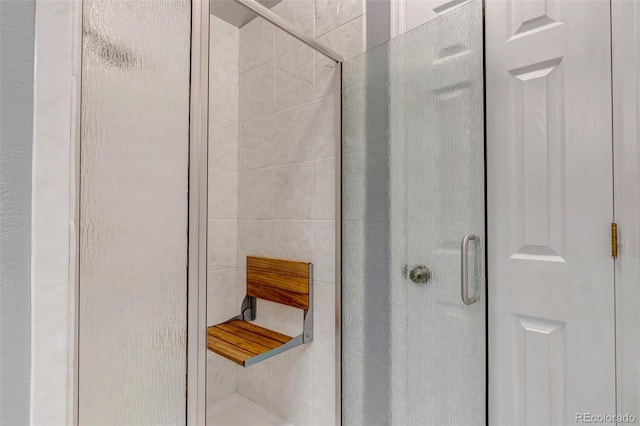 2132 Boise Ct, Longmont, CO 80504 - full bathroom featuring a shower stall