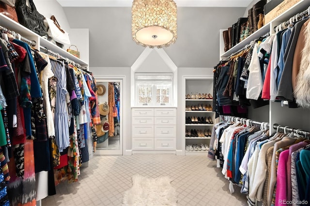spacious closet featuring carpet