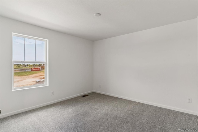 455 S Salida St, Aurora, CO 80017 - unfurnished room with carpet and baseboards