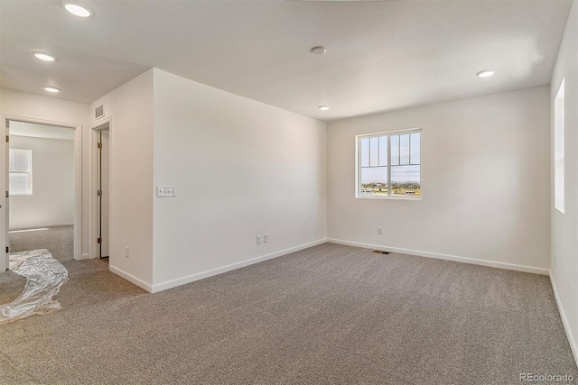455 S Salida St, Aurora, CO 80017 - carpeted empty room featuring recessed lighting and baseboards