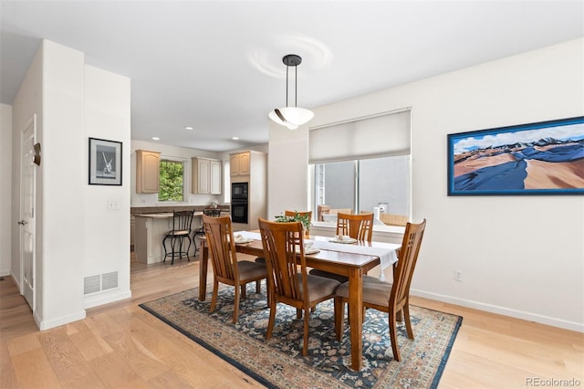 1901 S Union Pl, Lakewood, CO 80228 - dining area with light wood-style floors and recessed lighting