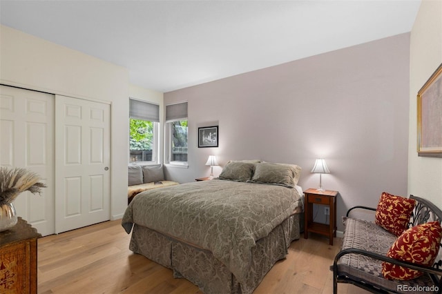 1901 S Union Pl, Lakewood, CO 80228 - bedroom featuring light wood finished floors and a closet