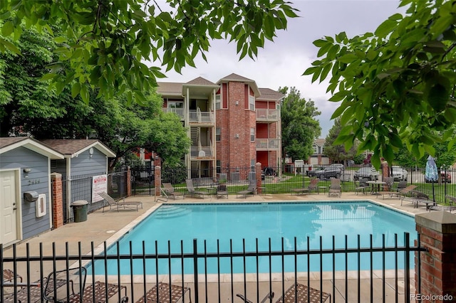 2430 W 82nd Pl Unit 2F, Westminster, CO 80031 - community pool featuring a patio