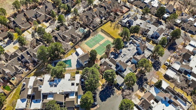 birds eye view of property featuring a residential view