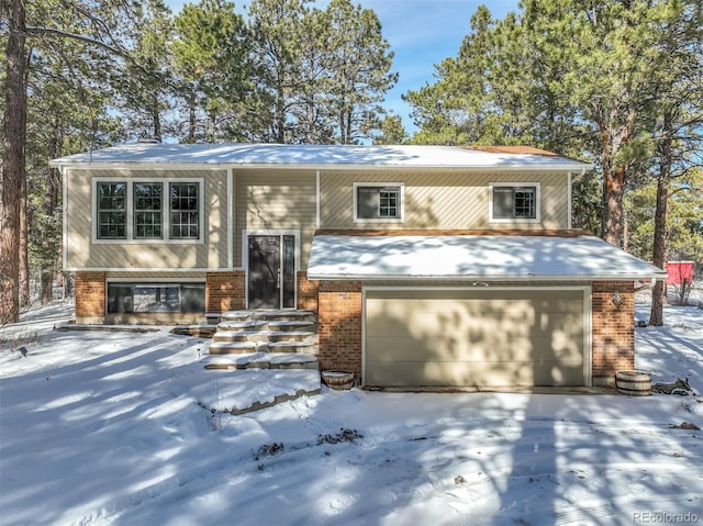 720 Arapahoe Dr, Monument CO, 80132, 4 bedrooms, 2 baths house for sale