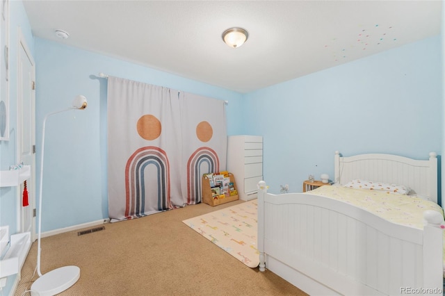 bedroom featuring carpet floors