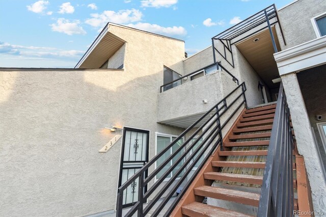 1845 Kendall St Unit 325D, Denver, CO 80214 - view of staircase