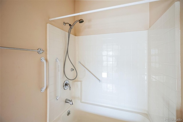 2491 Fountain Greens Blvd Unit B1, Grand Junction, CO 81505 - bathroom featuring shower / bathtub combination