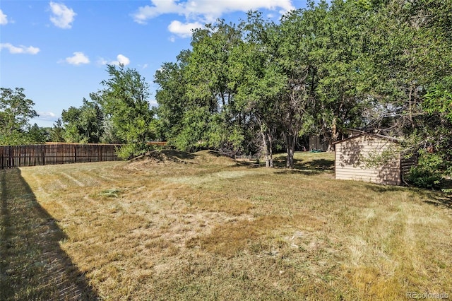 4631 Ashfield Dr, Boulder, CO 80301 - view of yard with an outbuilding