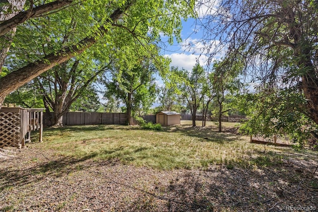 4631 Ashfield Dr, Boulder, CO 80301 - fenced backyard featuring a storage shed