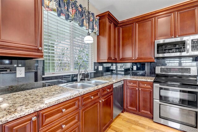 3545 Cottonwood Cir, Longmont, CO 80504 - photo 11