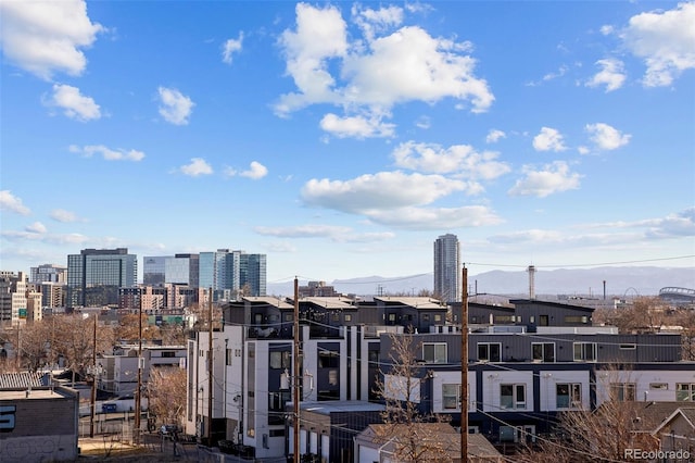 view of city featuring a mountain view