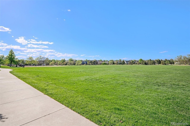 10359 Tracewood Dr, Highlands Ranch, CO 80130 - view of grassy yard