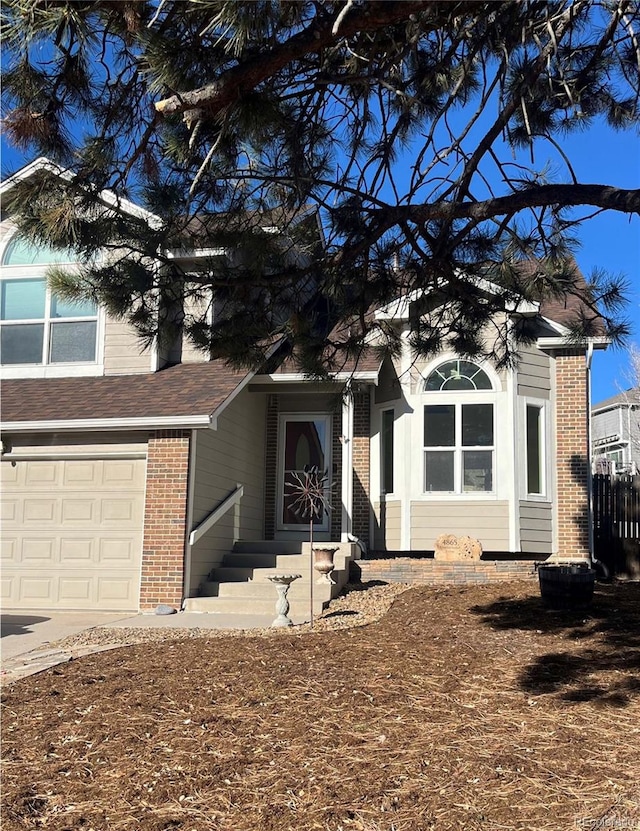 view of front facade featuring a garage